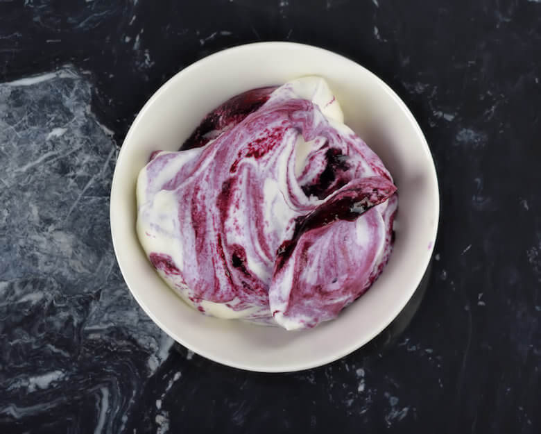 Picture of a bowl of creamy blueberry fool