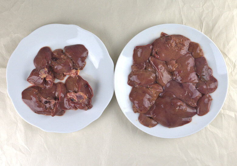 Picture of raw chicken livers