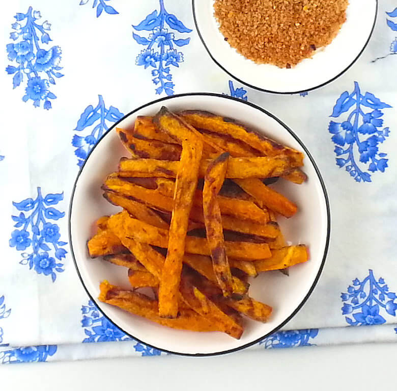Picture of Oven-baked sweet potato fries in a bowl, top down