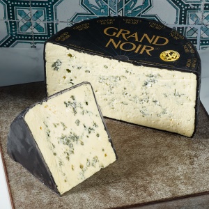 Picture of grand noir cheese