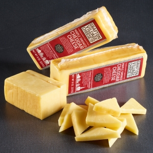 Picture of maple smoked cheddar cheese