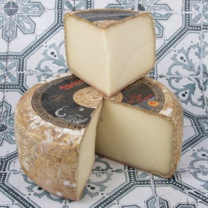 Picture of ossau-iraty aoc cheese