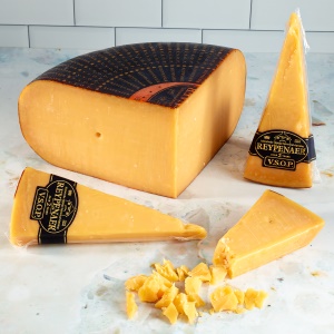 Picture of reypenaer vsop cheese