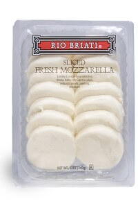 Picture of sliced mozzarella tray by rio briati