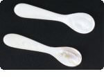 Picture of Mother of Pearl Spoon - set of 2
